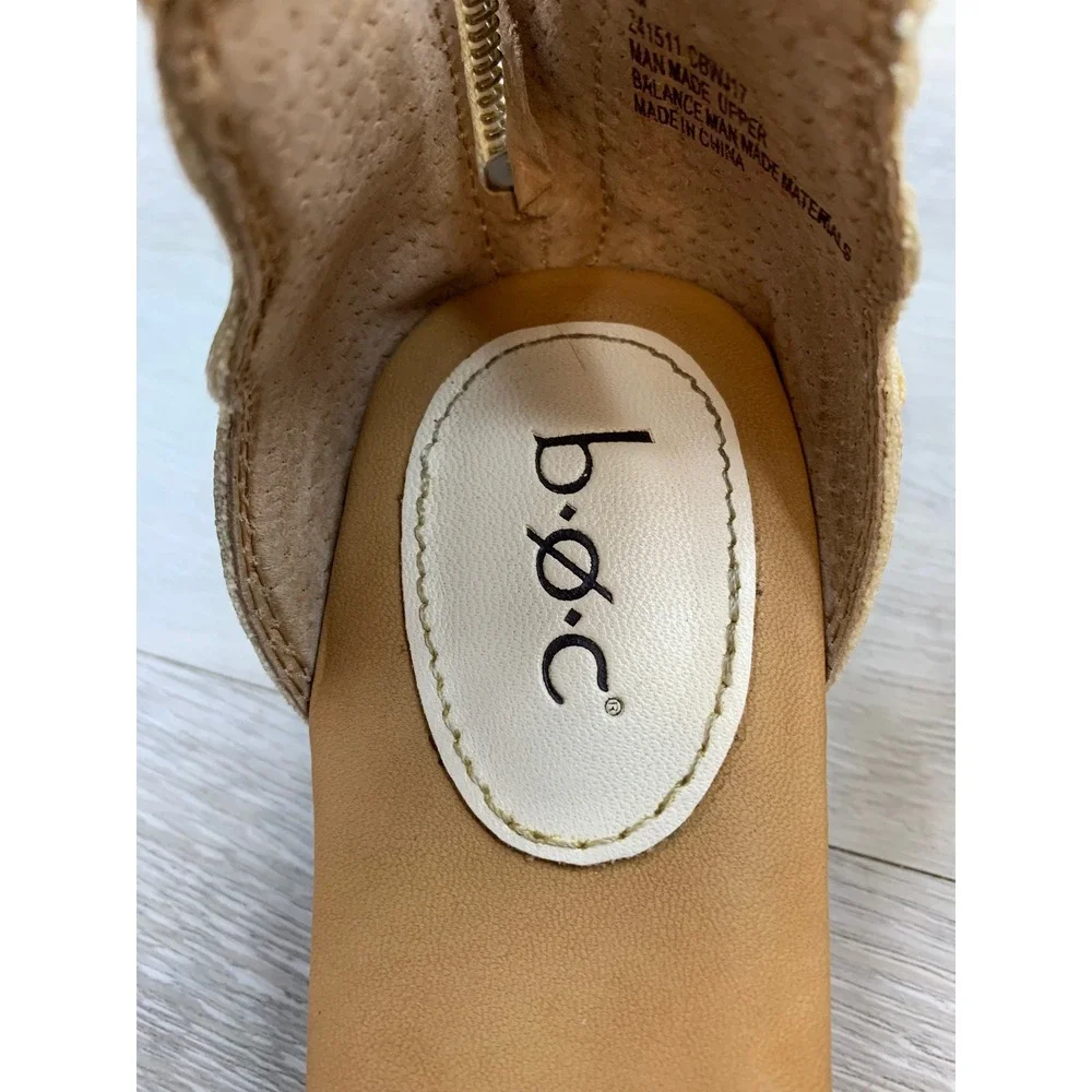 Born Concept Scalloped Ankle Strap Sandals Cream Off-White 6 Comfort Shoes